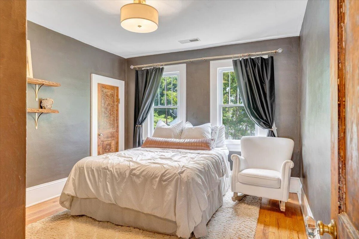 1142 Winona AVE SW - Photo 30