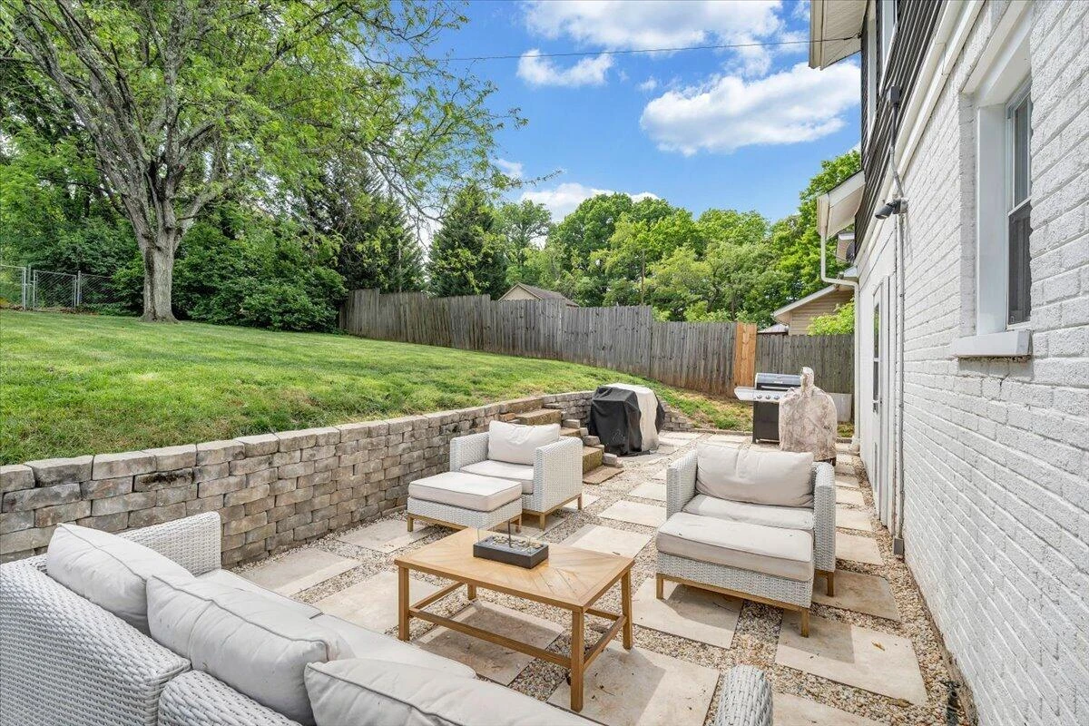 1142 Winona AVE SW - Photo 37