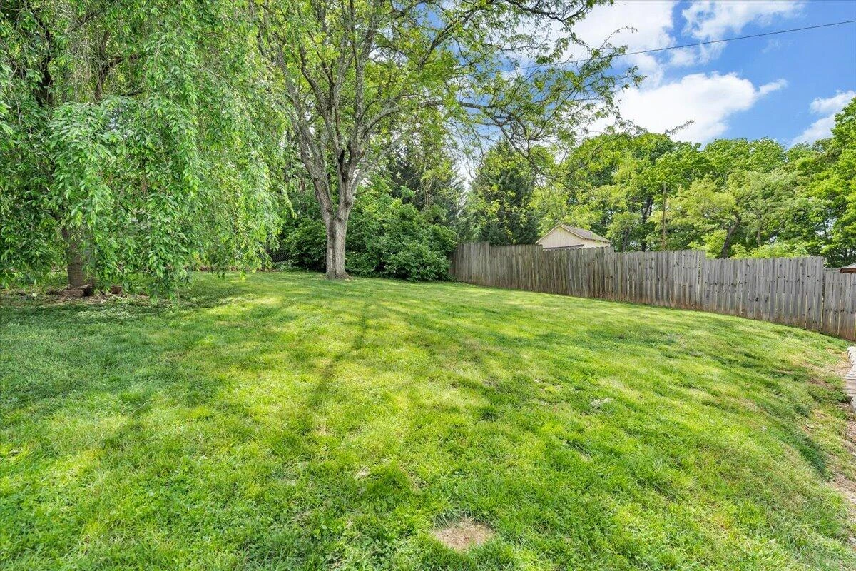 1142 Winona AVE SW - Photo 46