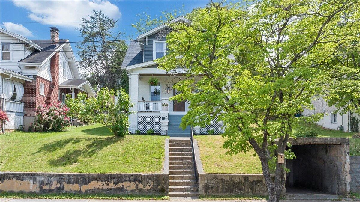 1142 Winona AVE SW - Photo 49