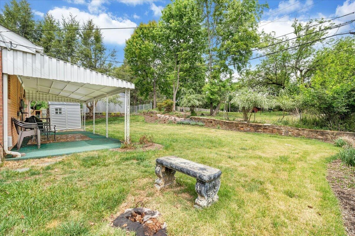 2716 Deerfield RD SW - Photo 21
