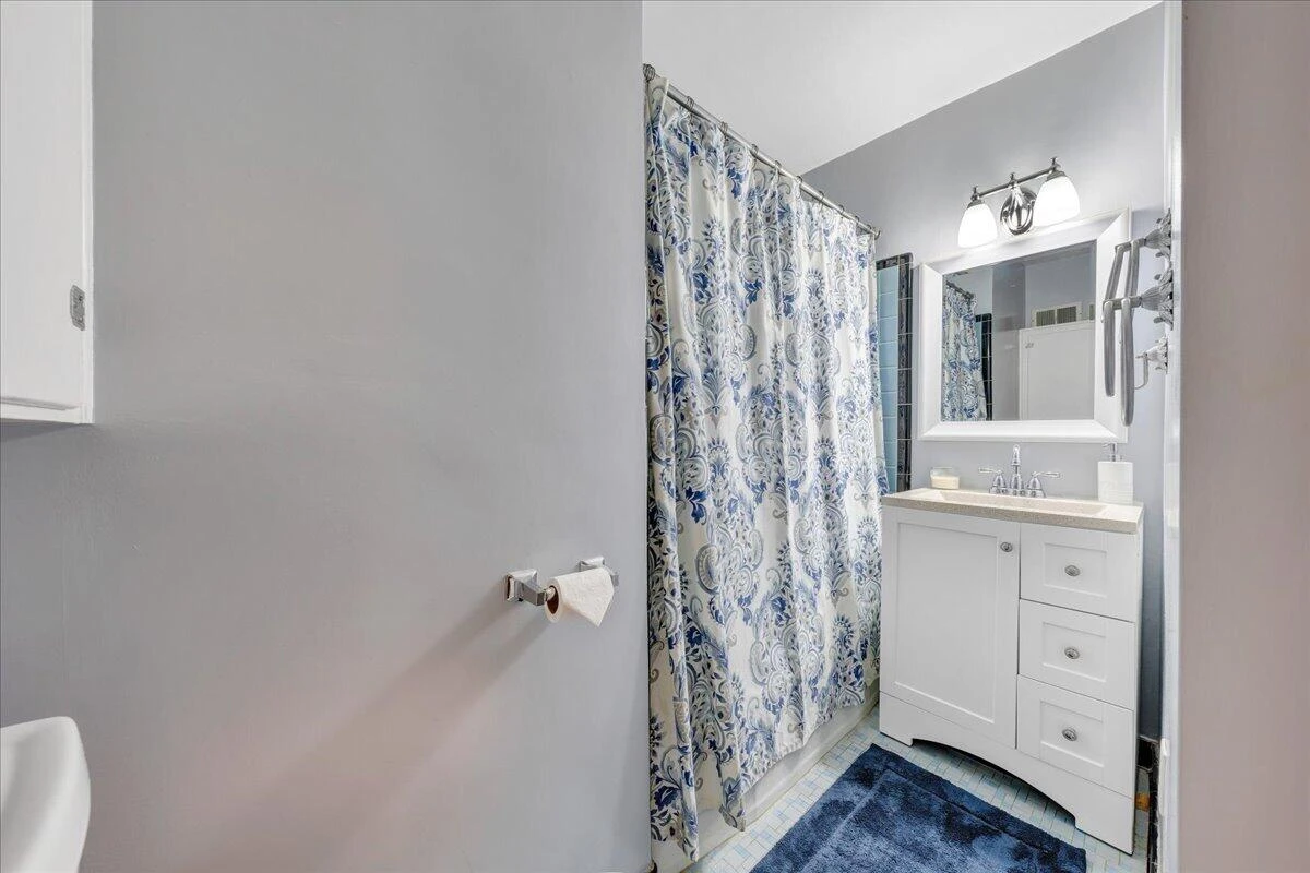 2716 Deerfield RD SW - Photo 9