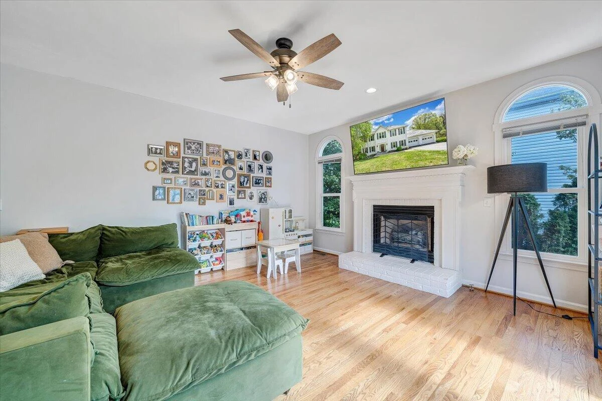 2932 W Club DR - Photo 11