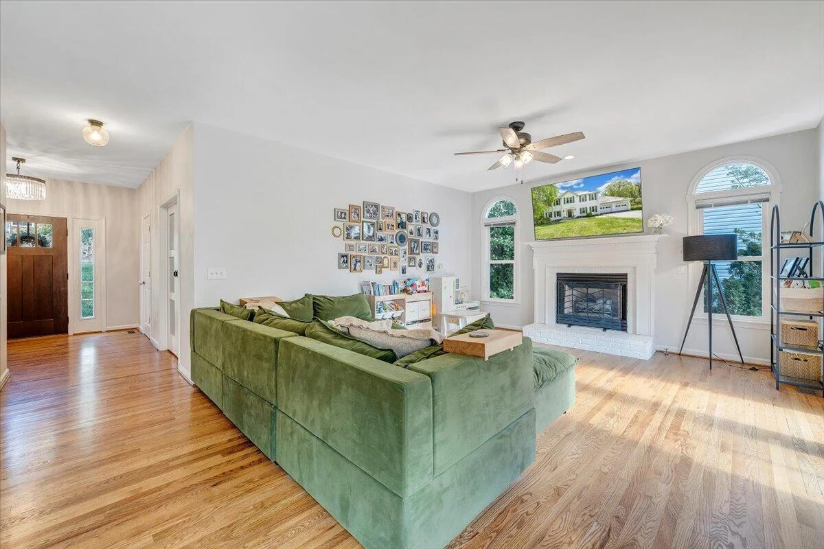 2932 W Club DR - Photo 12