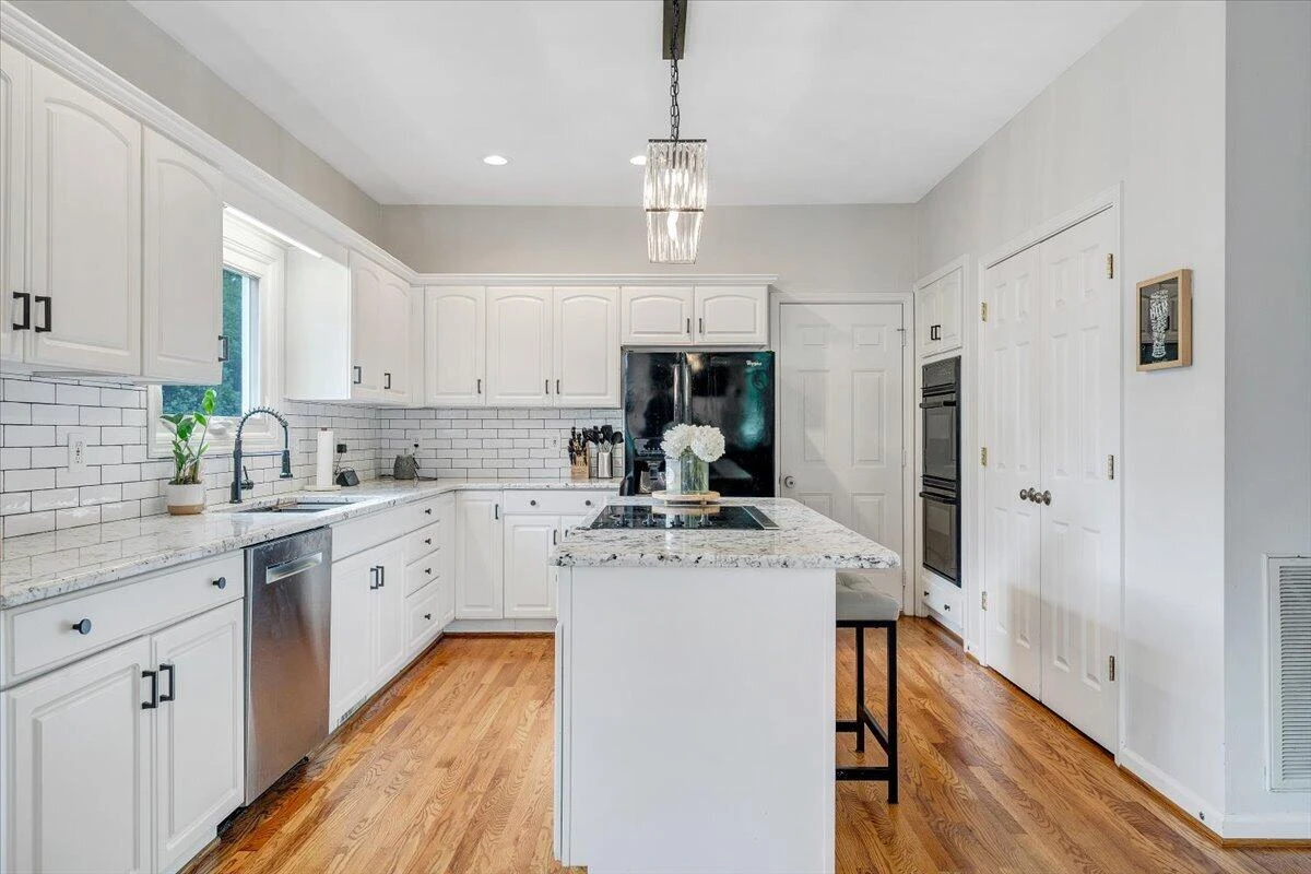 2932 W Club DR - Photo 15