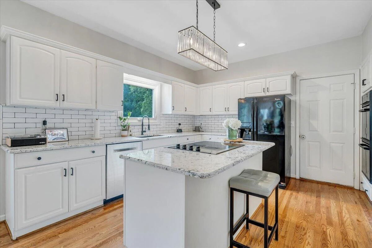 2932 W Club DR - Photo 19