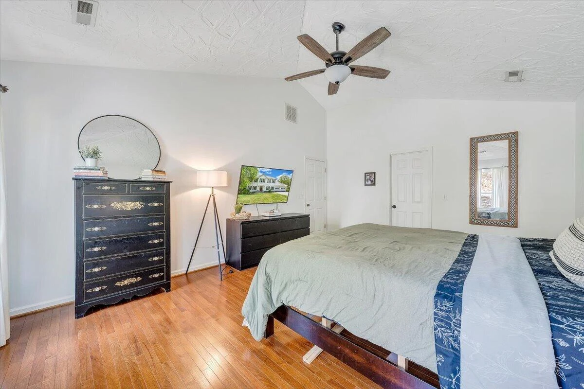 2932 W Club DR - Photo 32
