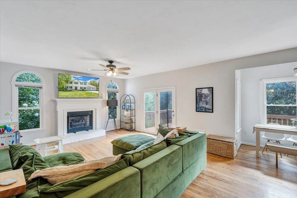 2932 W Club DR - Photo 8