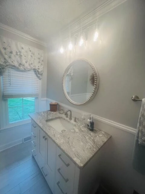 1365 Lilac LN - Photo 32