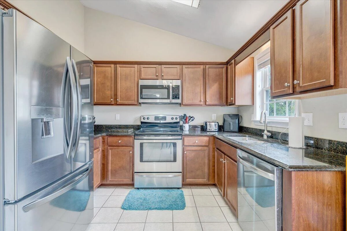 5313 Greentree LN - Photo 13
