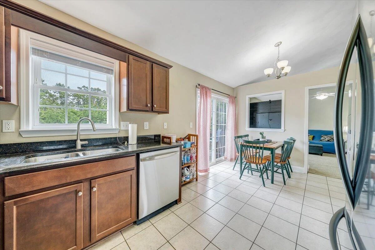 5313 Greentree LN - Photo 16