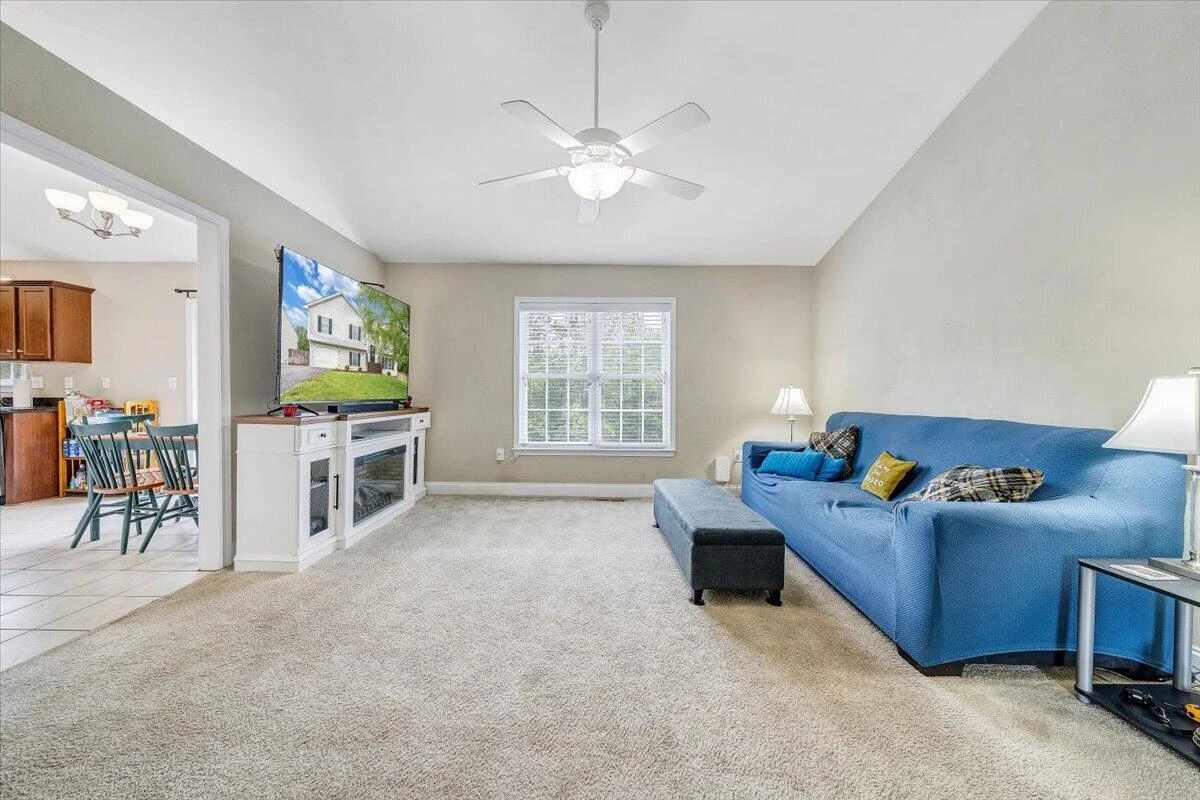 5313 Greentree LN - Photo 5