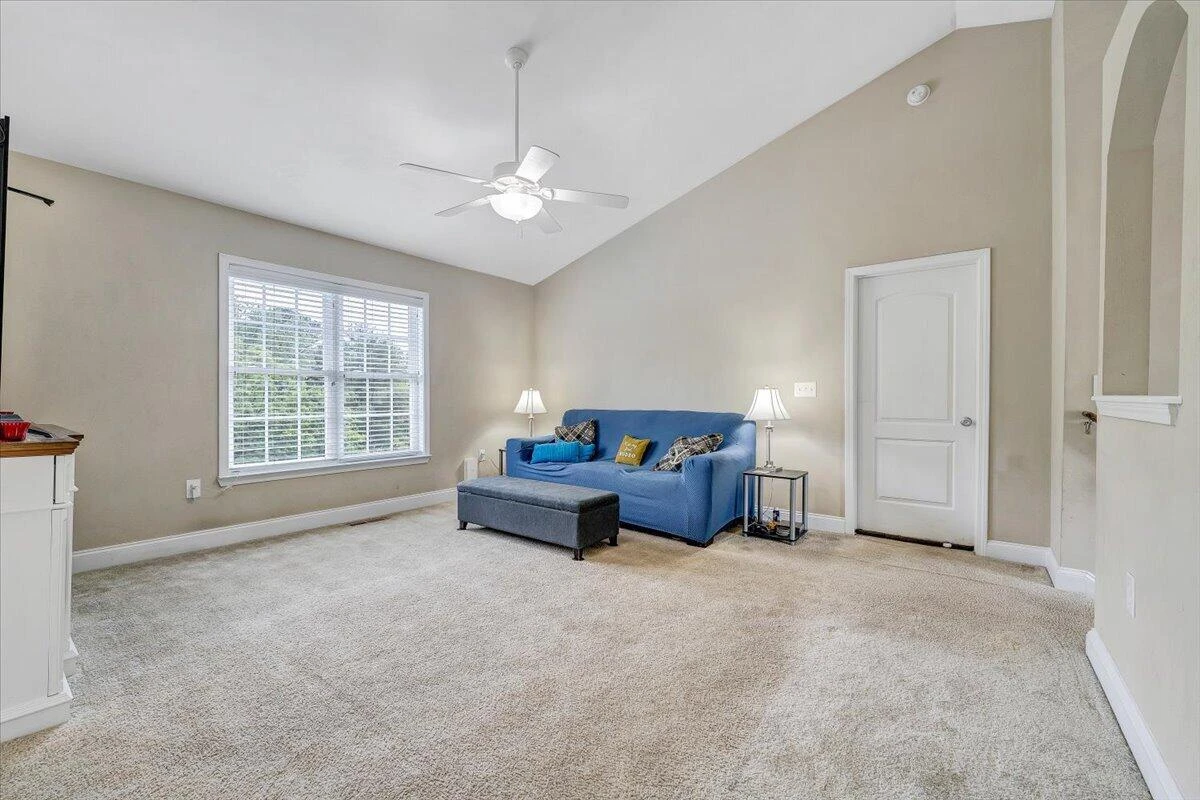 5313 Greentree LN - Photo 6