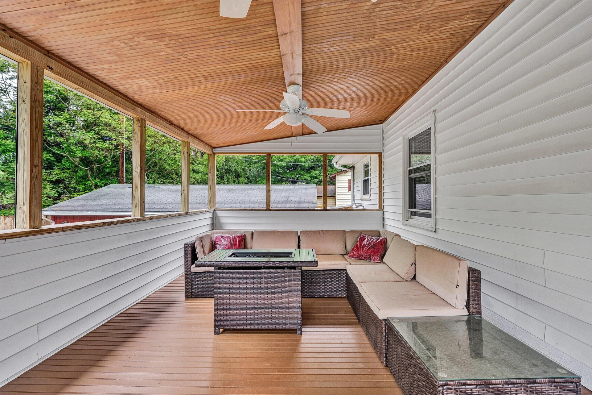 3166 Galloway DR - Photo 17