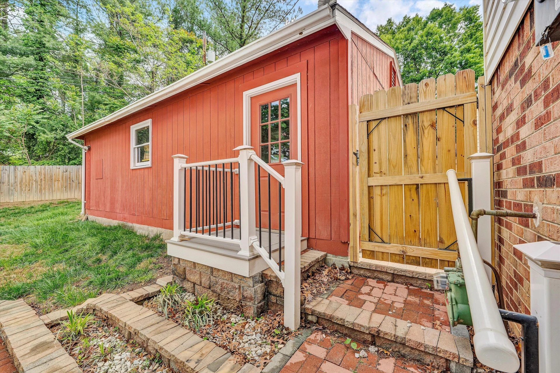 3166 Galloway DR - Photo 38
