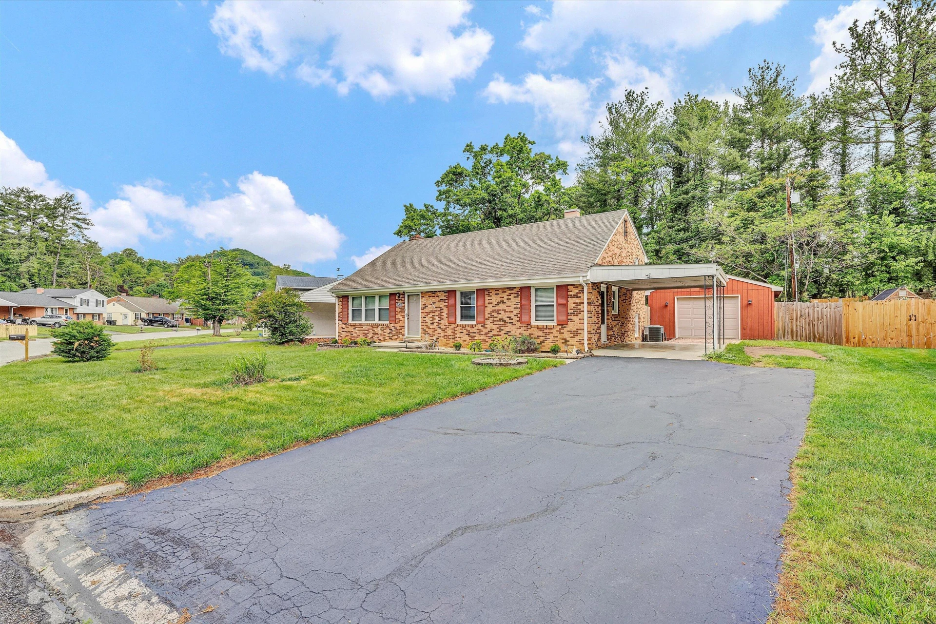3166 Galloway DR - Photo 40