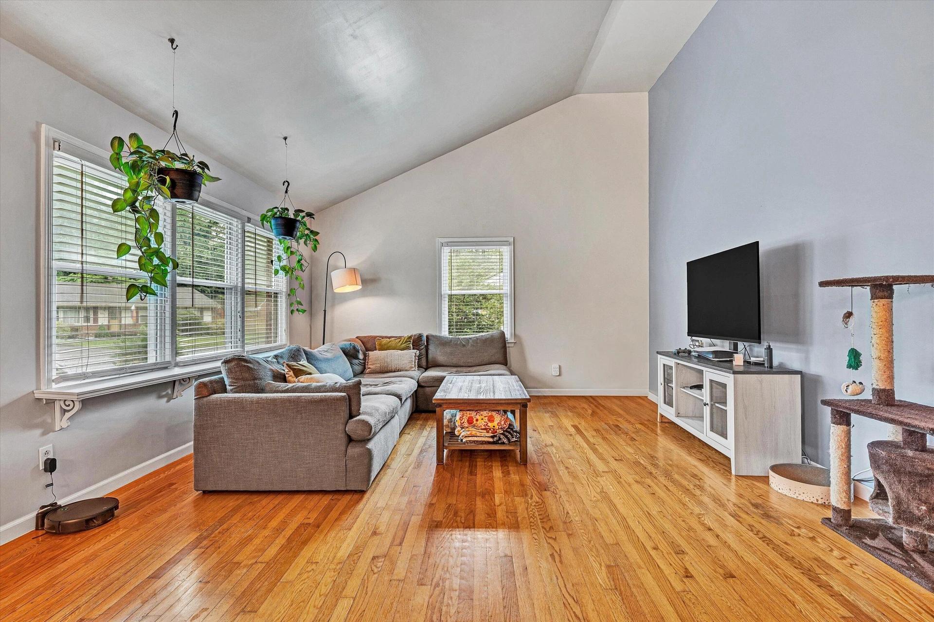 3166 Galloway DR - Photo 6