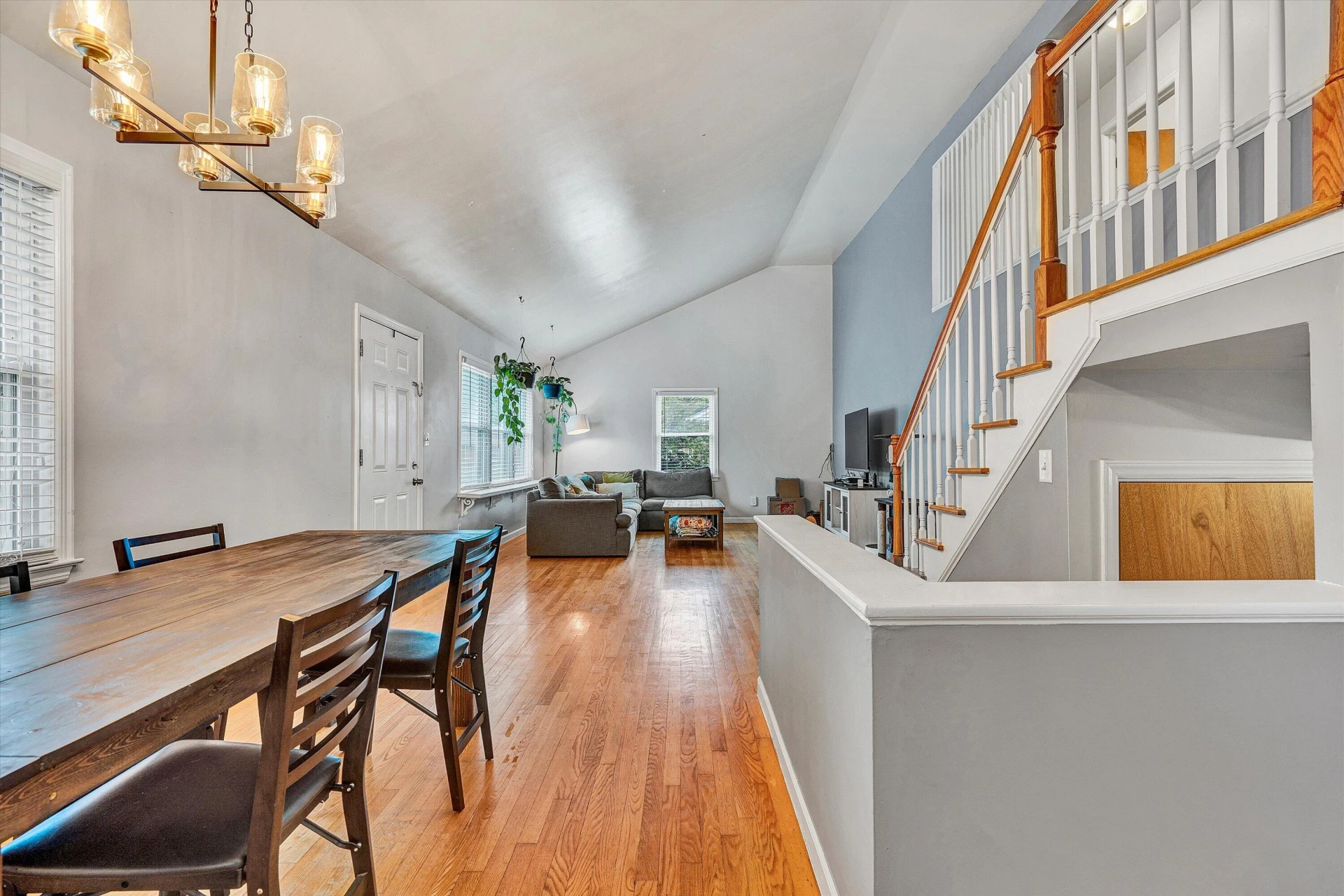 3166 Galloway DR - Photo 7