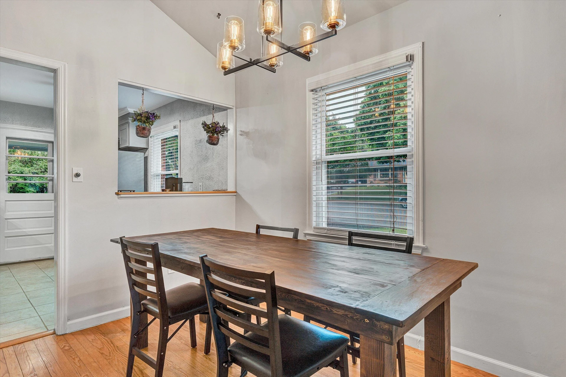 3166 Galloway DR - Photo 8