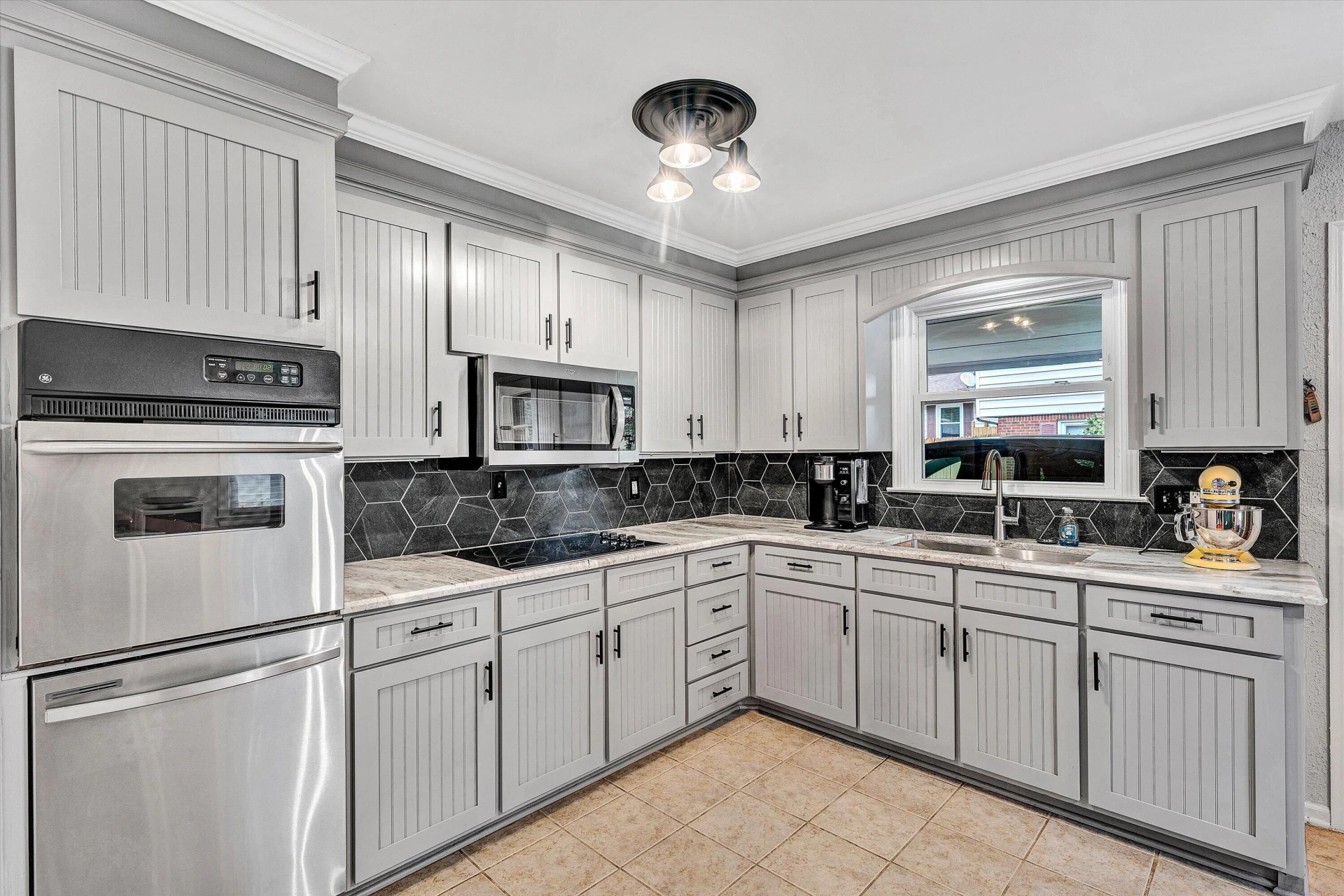 3166 Galloway DR - Photo 9
