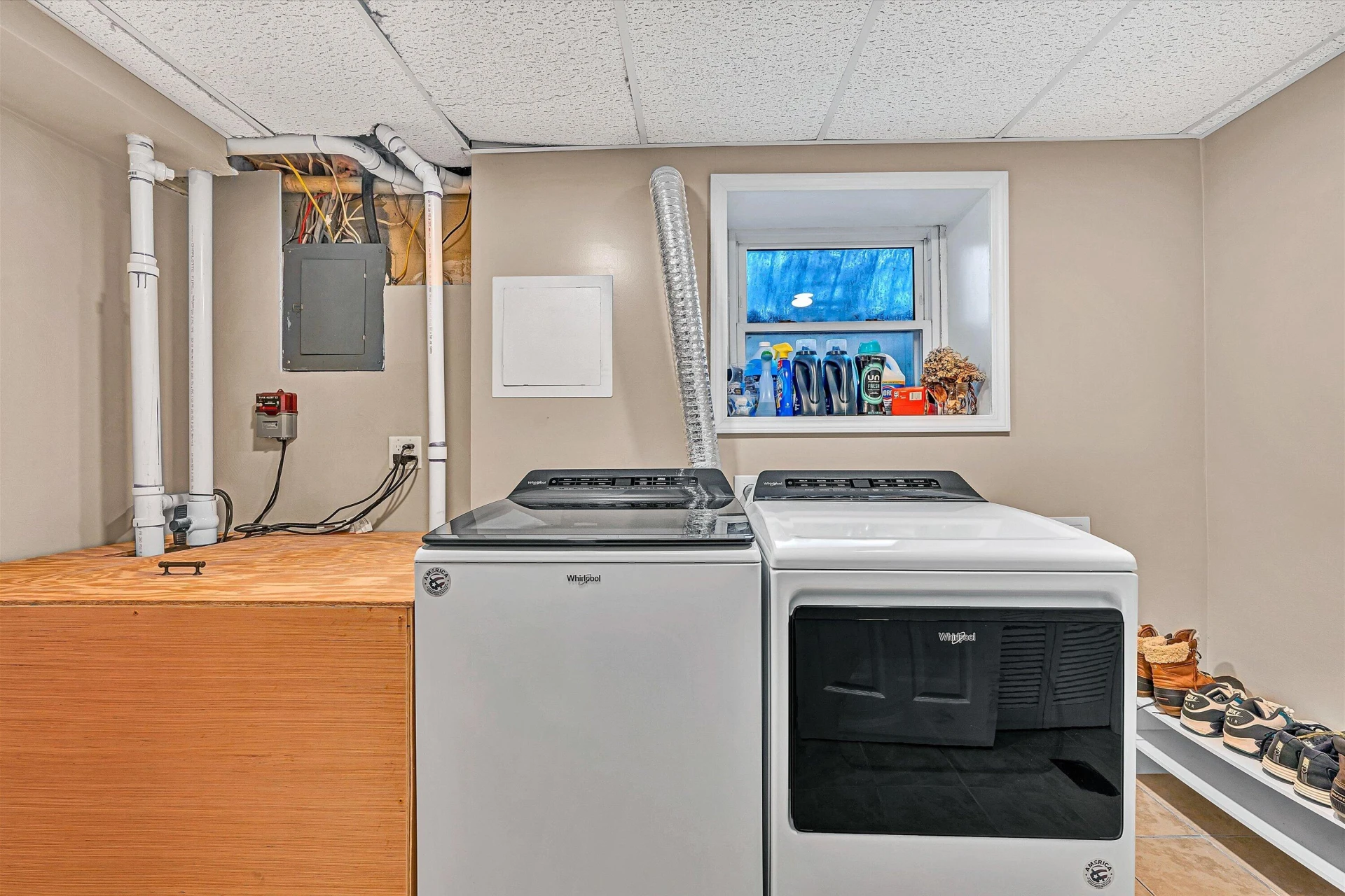 52 Hillview DR - Photo 25