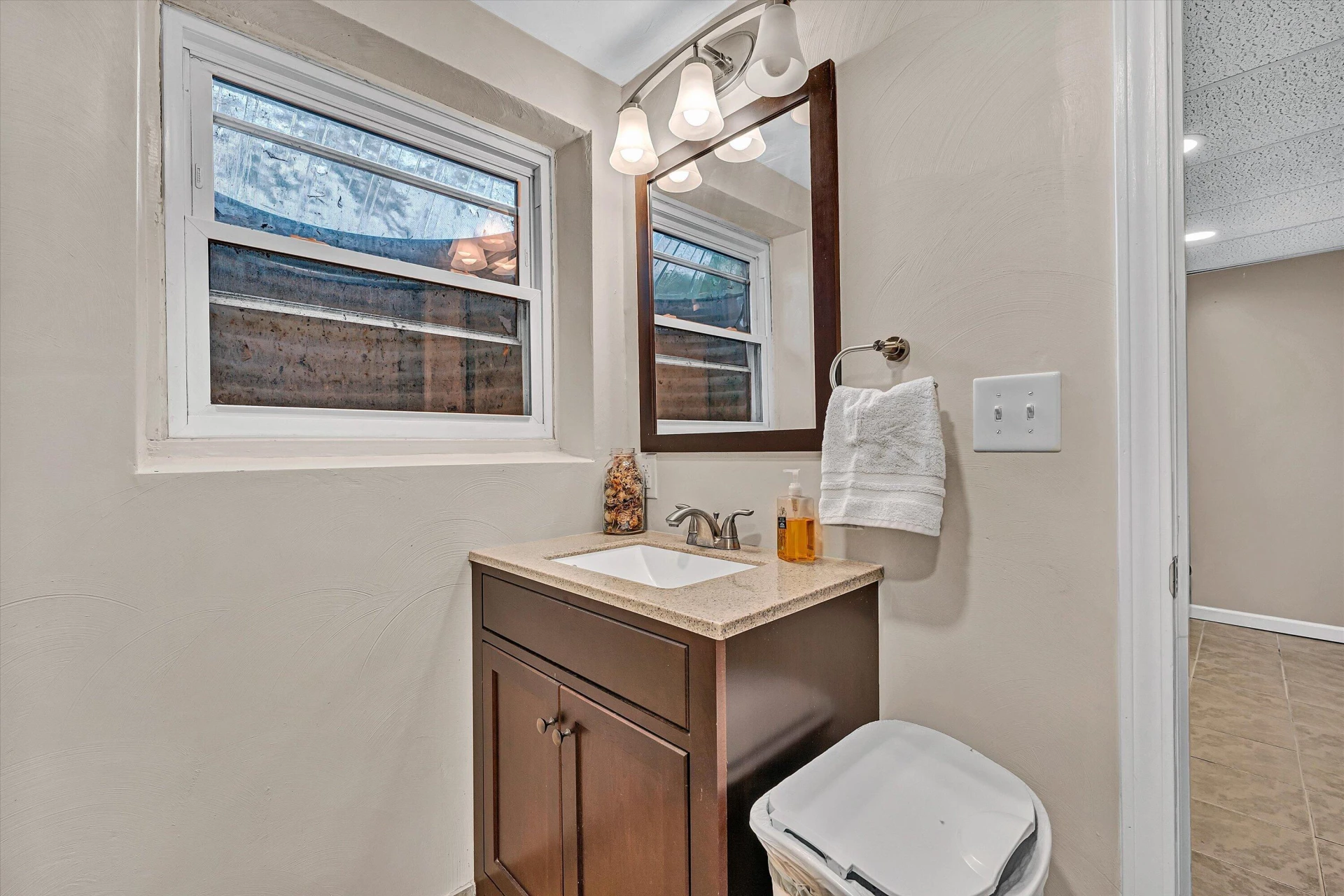 52 Hillview DR - Photo 27