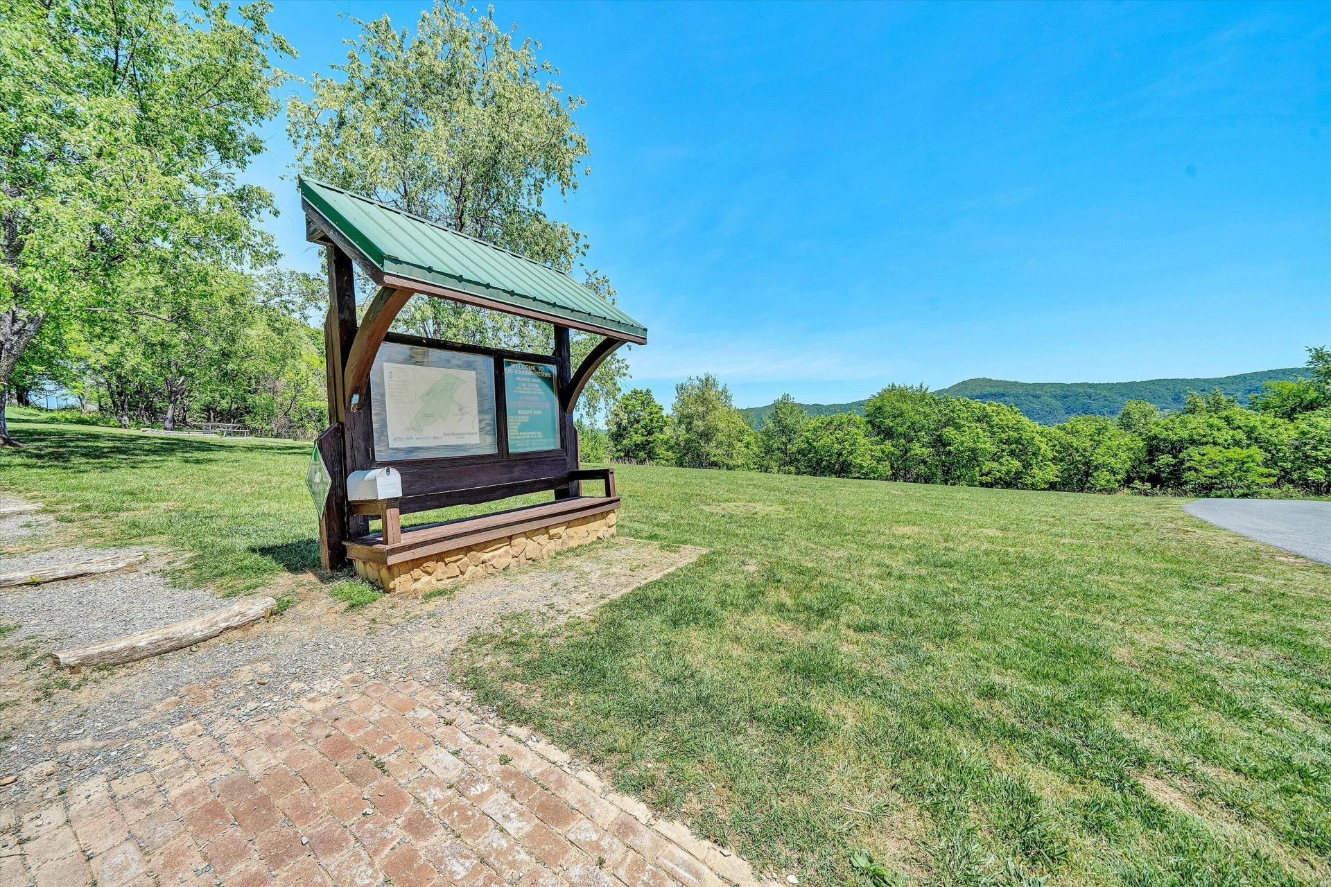 52 Hillview DR - Photo 44
