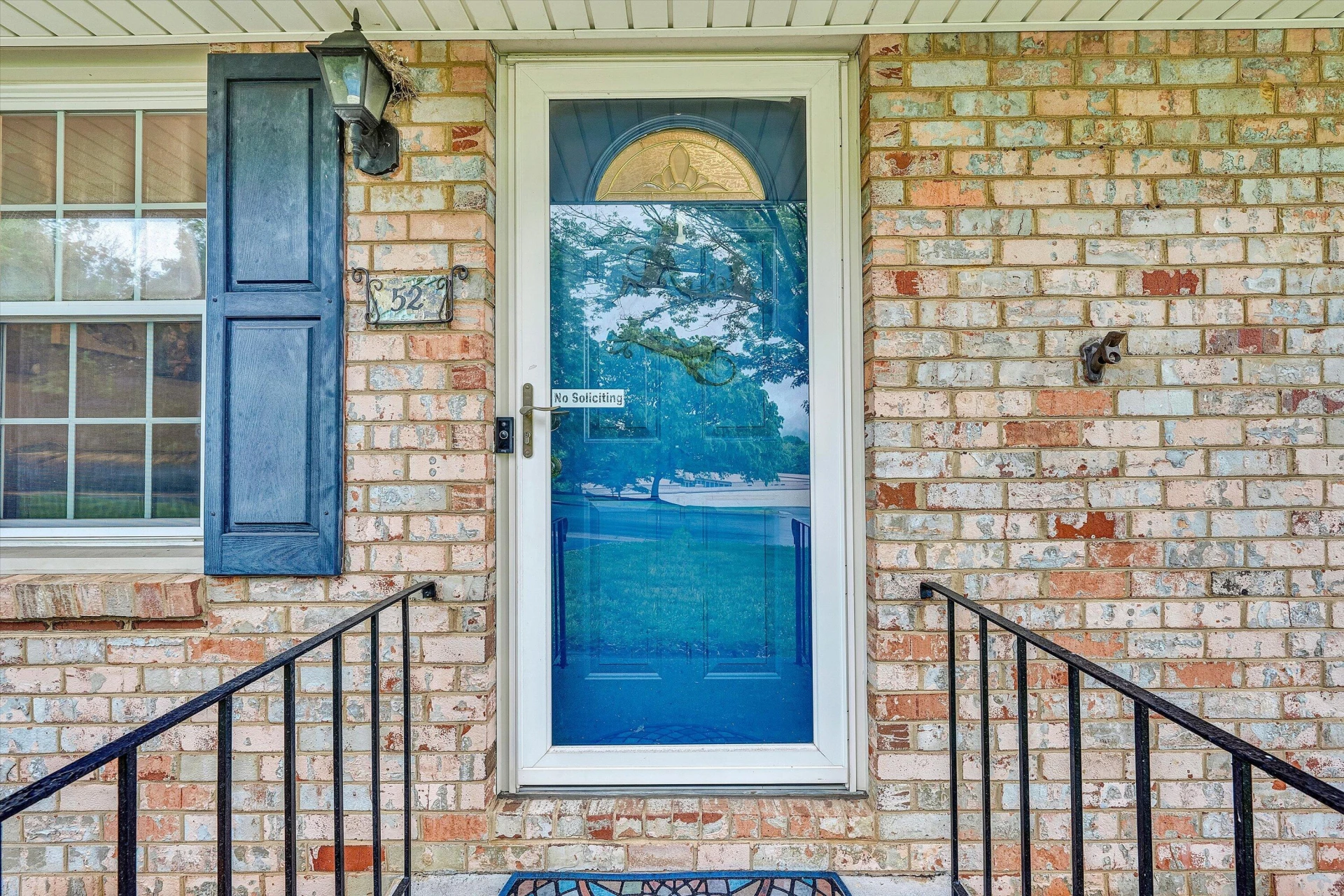 52 Hillview DR - Photo 6