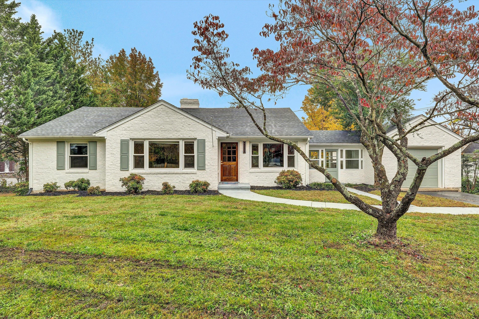 3573 Windsor RD SW - Photo 2