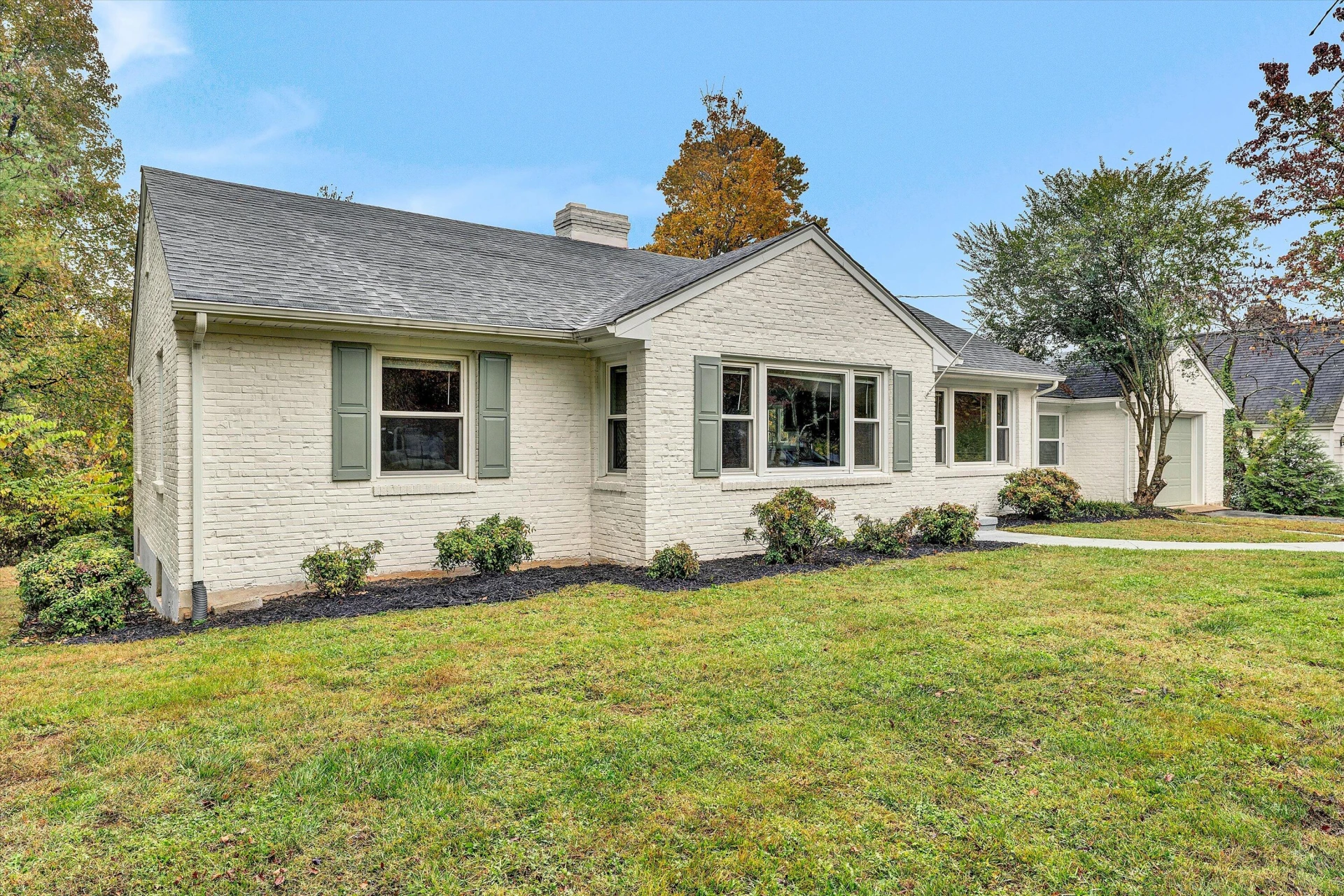 3573 Windsor RD SW - Photo 4