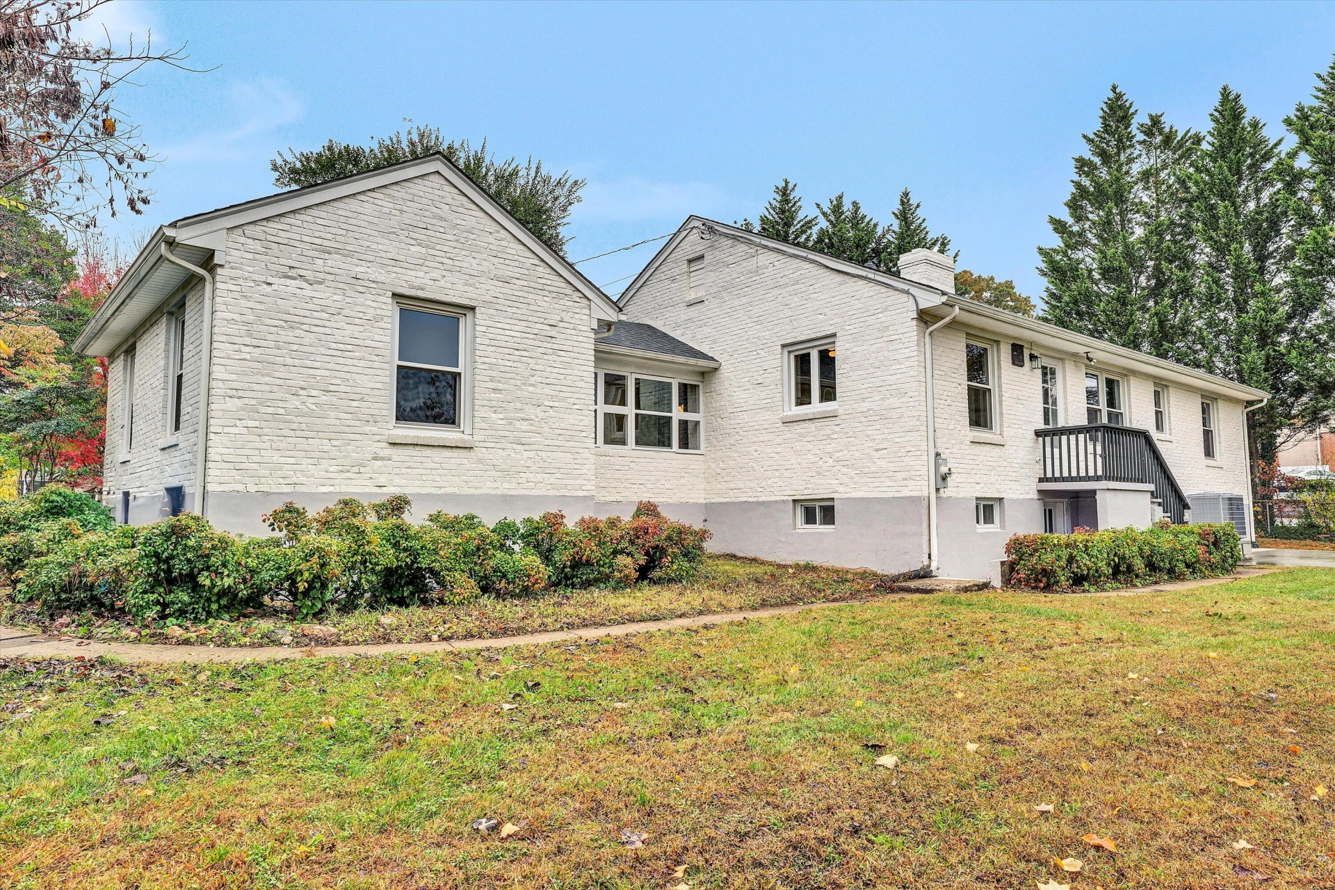 3573 Windsor RD SW - Photo 52