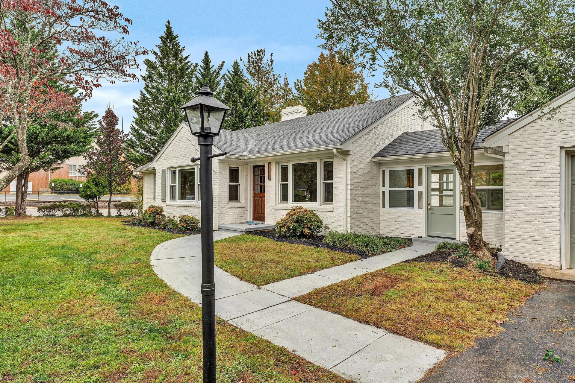 3573 Windsor RD SW - Photo 6