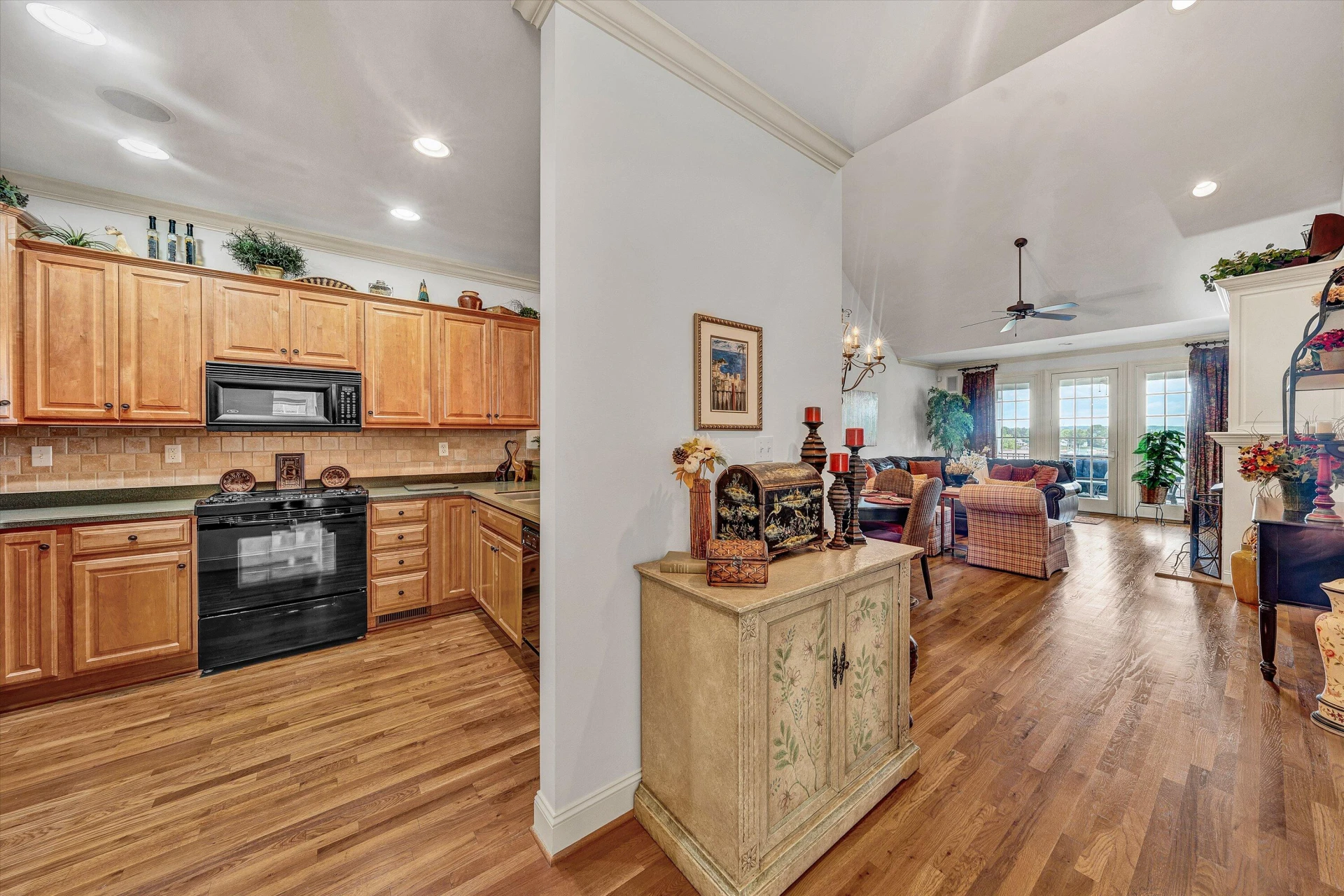 214 Summerwind DR - Photo 7