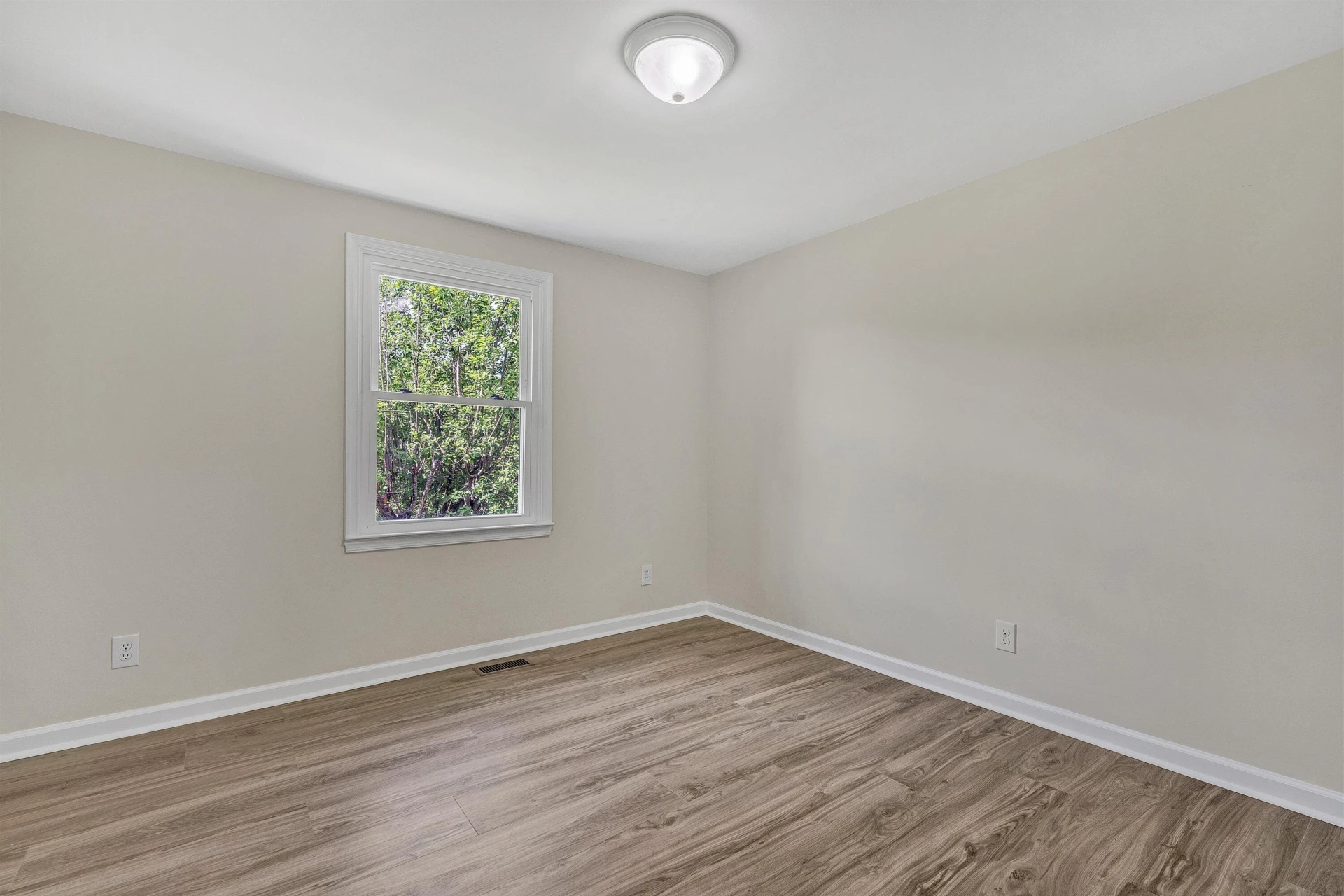 1650 Haymakertown RD - Photo 14