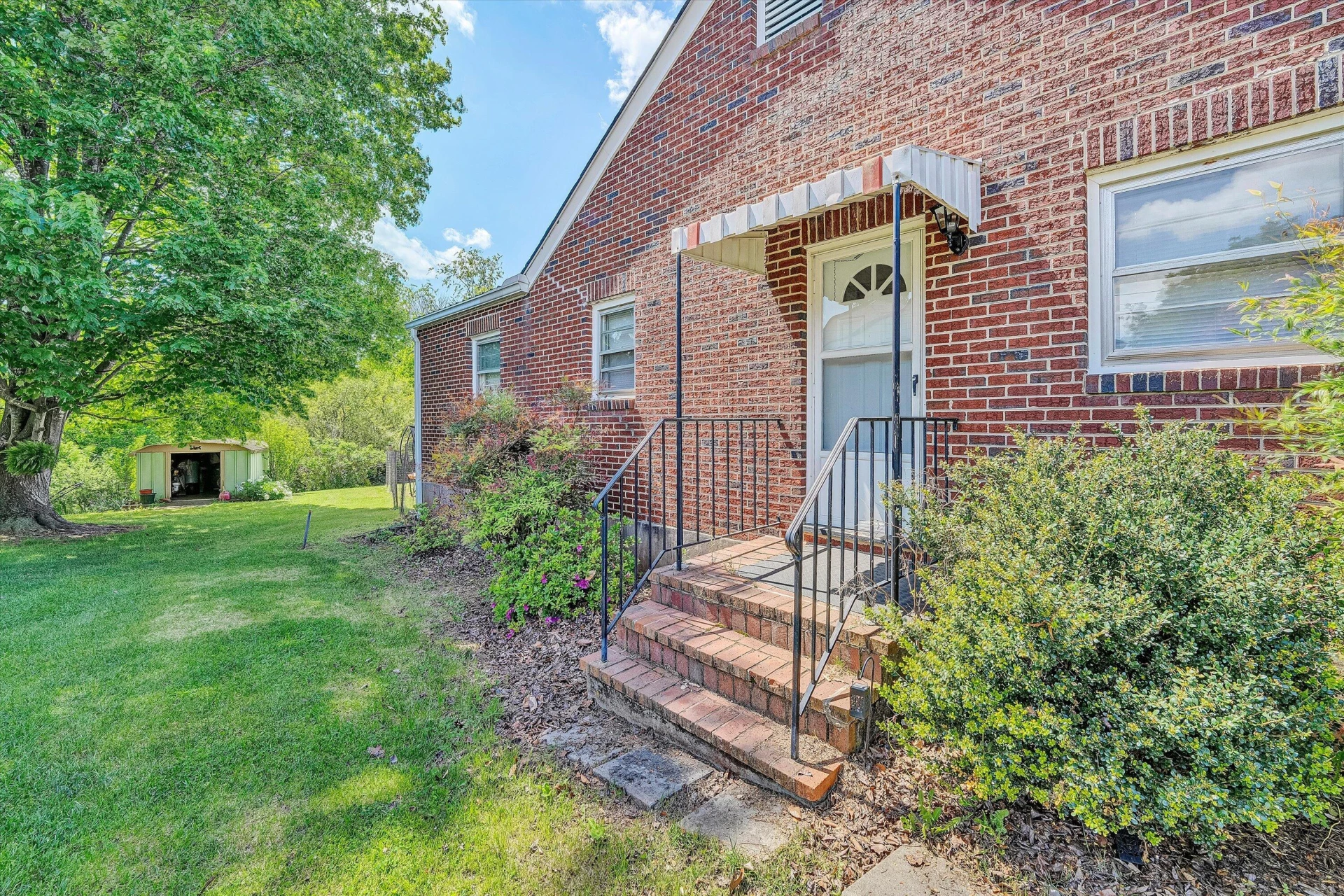 200 Montview AVE - Photo 25