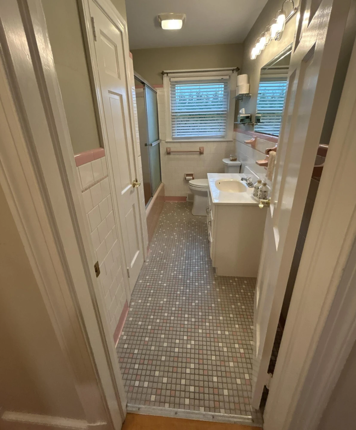 4885 U.S. 29 - Photo 25