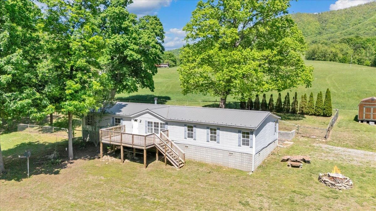 1102 Whip O Will LN