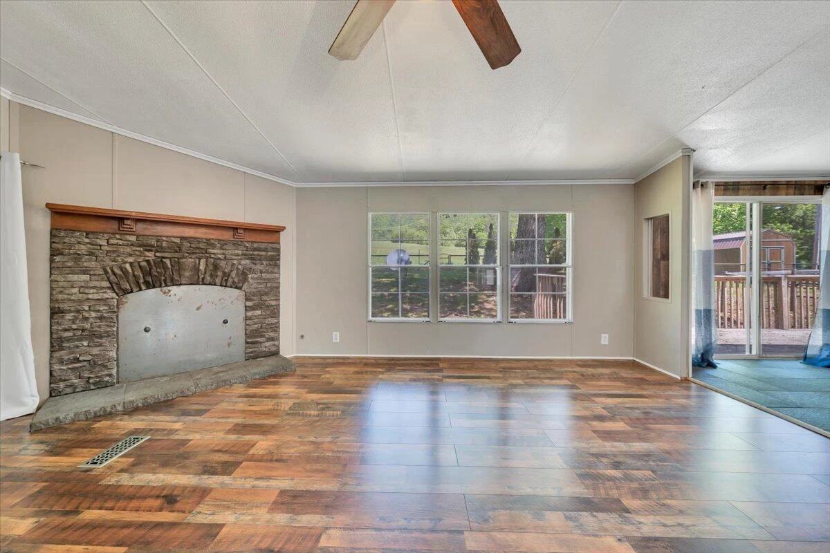 1102 Whip O Will LN - Photo 15