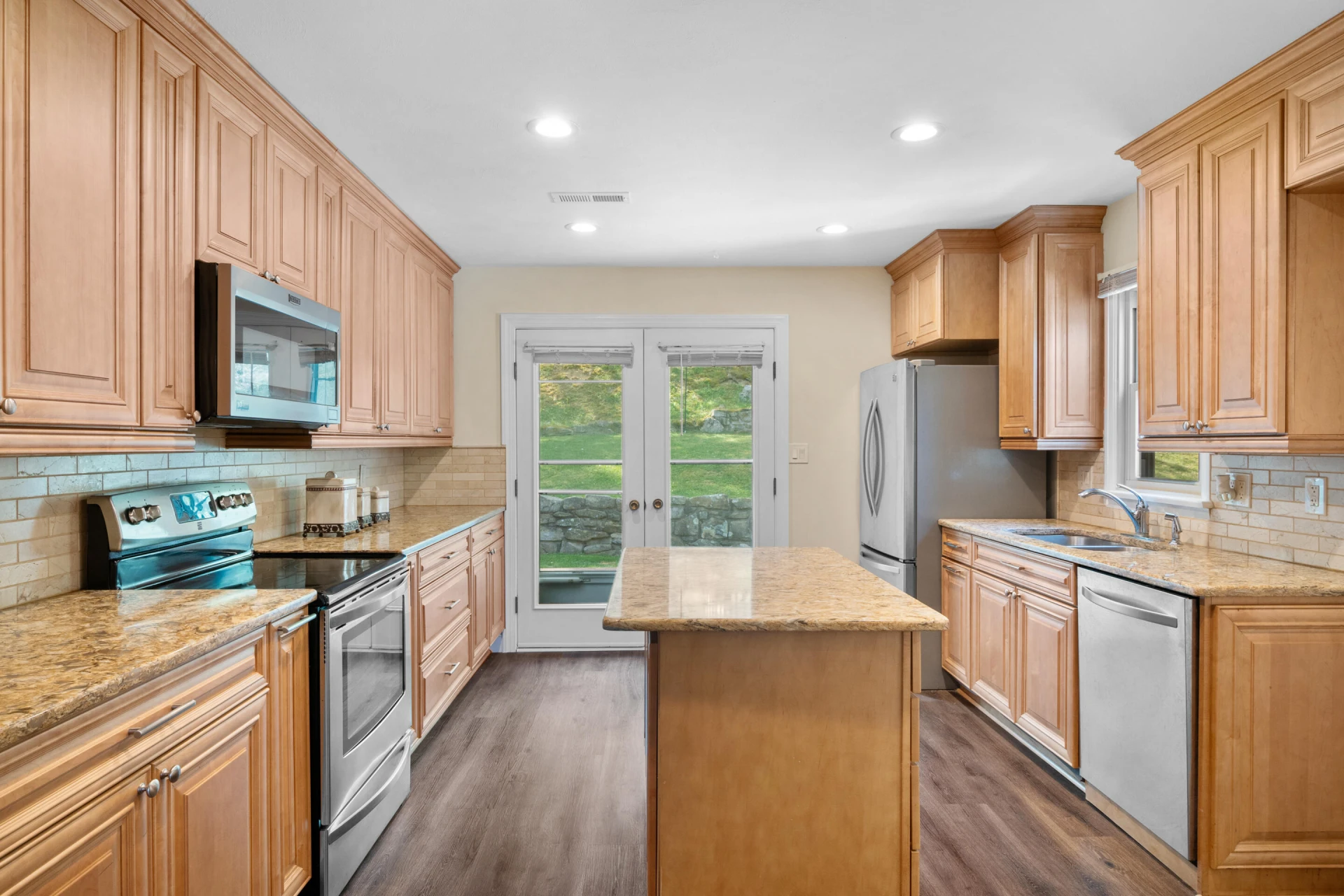12639 Catawba RD - Photo 12