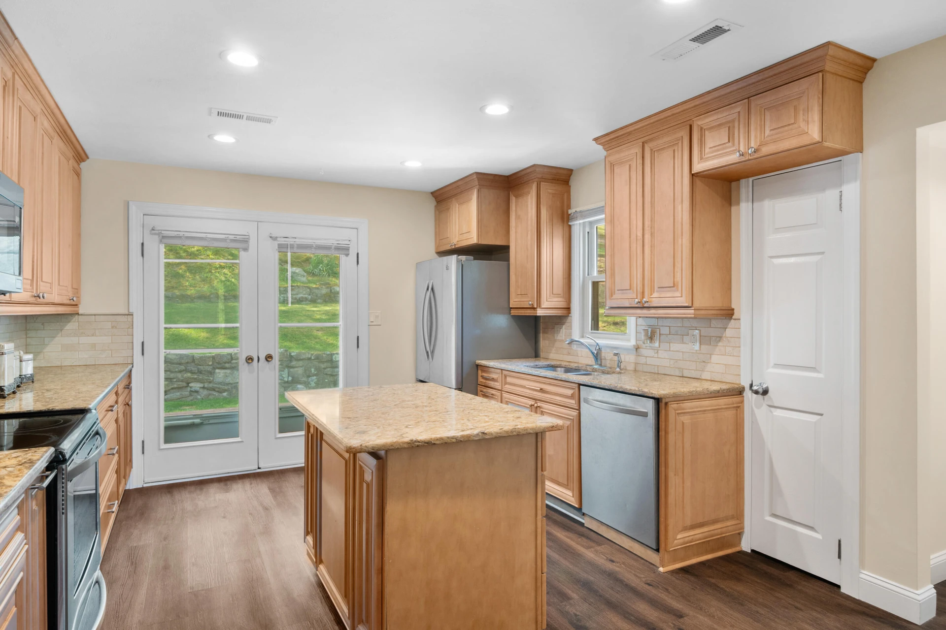12639 Catawba RD - Photo 13