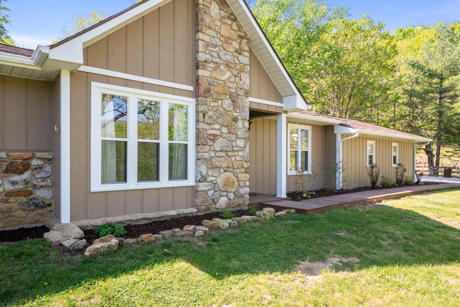 12639 Catawba RD - Photo 4