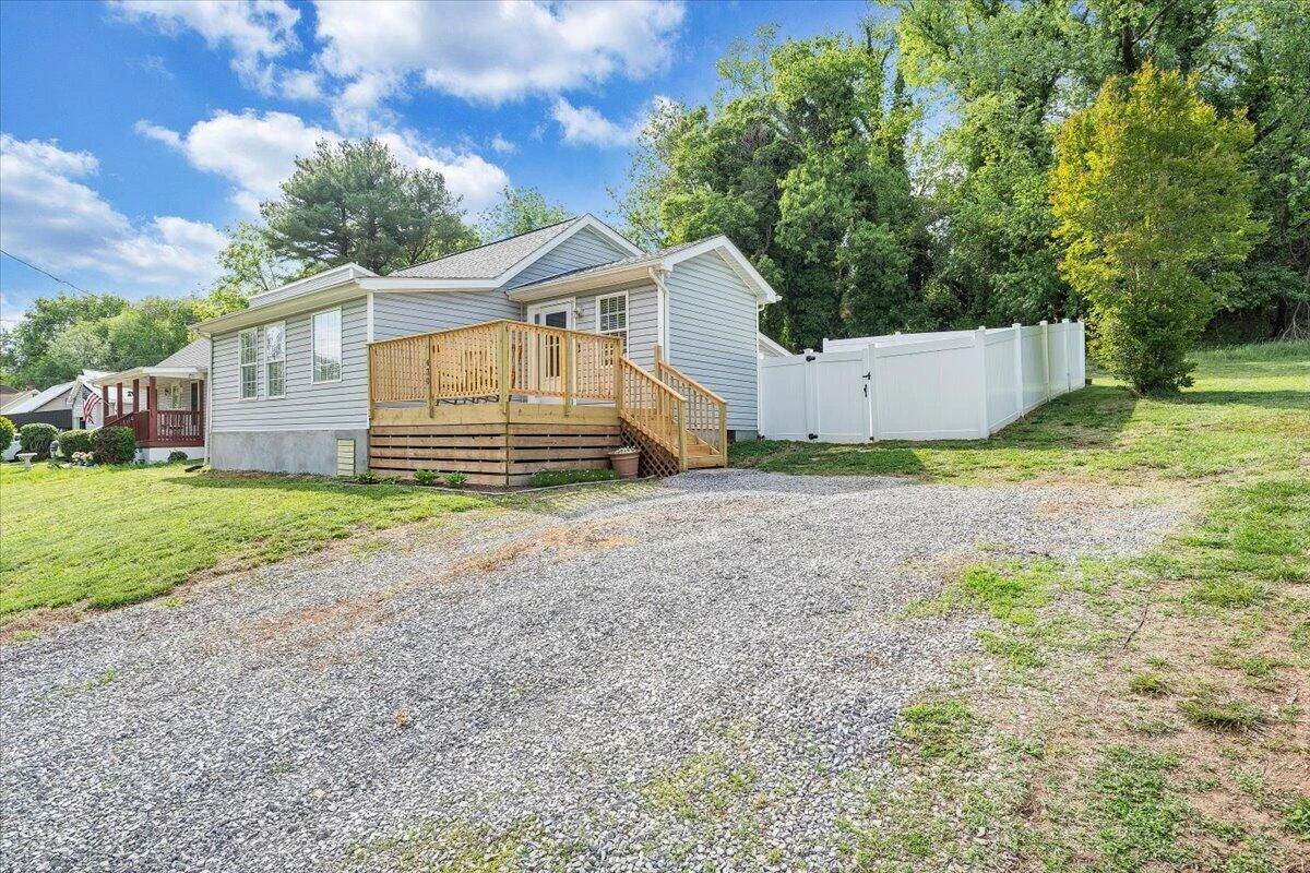 430 Tinker AVE - Photo 35