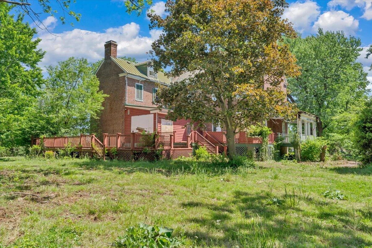 320 Huntington BLVD NE - Photo 16