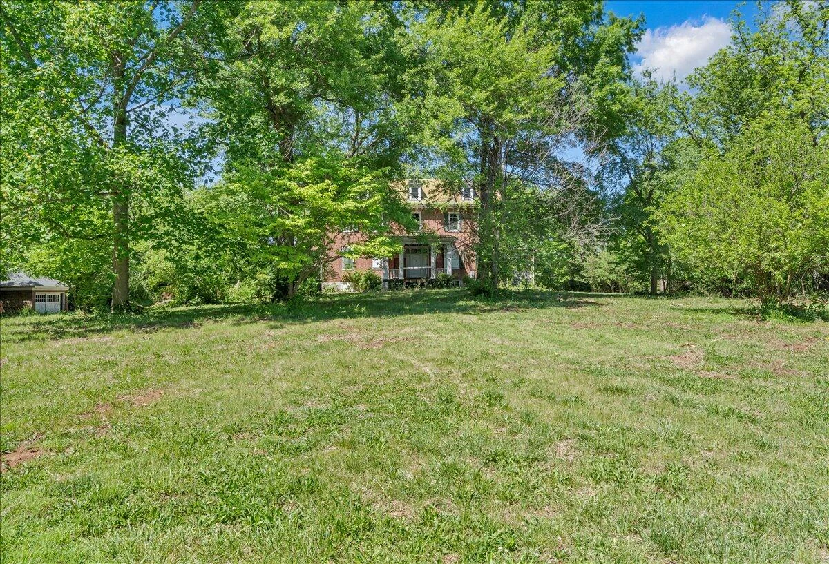320 Huntington BLVD NE - Photo 24