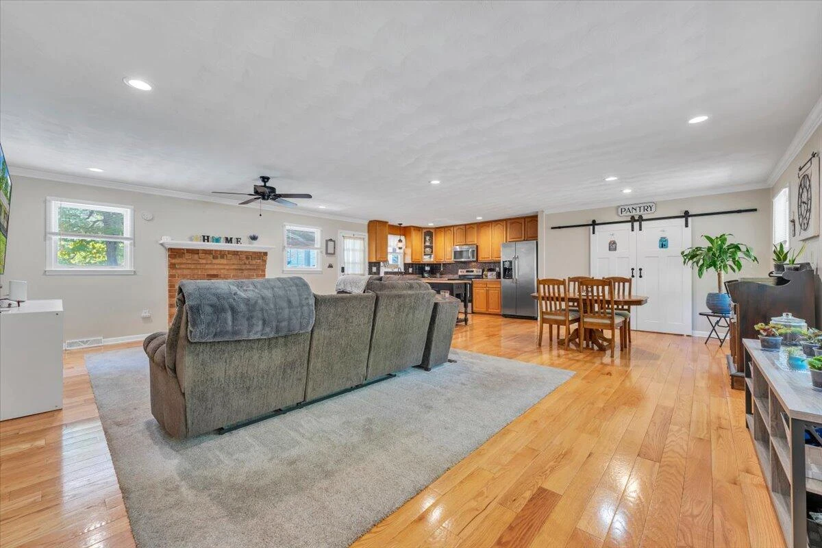 771 Oak DR - Photo 10