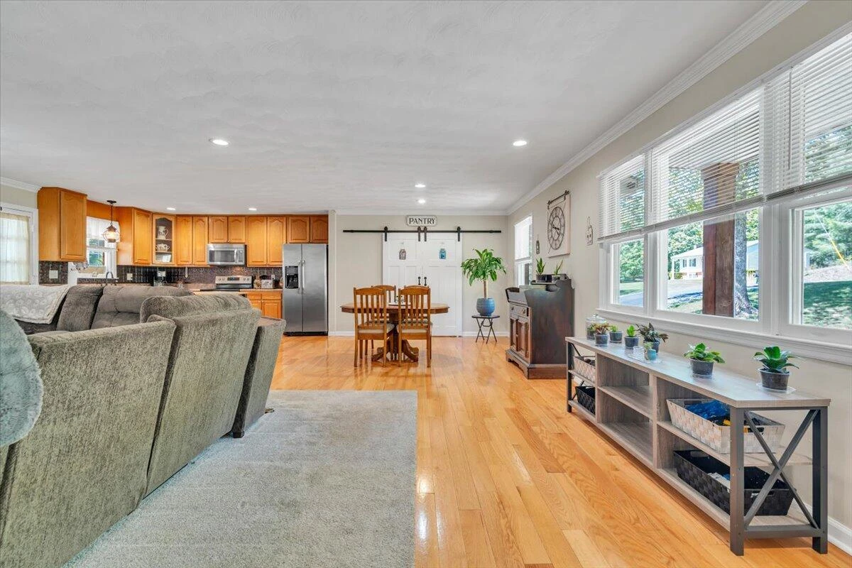 771 Oak DR - Photo 11
