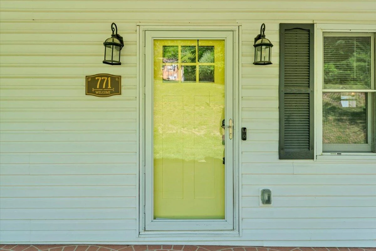 771 Oak DR - Photo 4