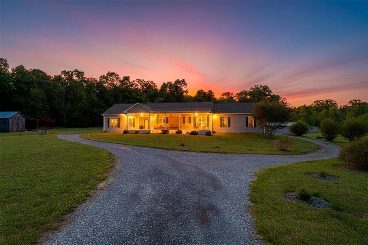 218 Mt Moriah RD