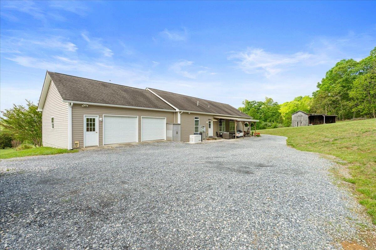 218 Mt Moriah RD - Photo 27