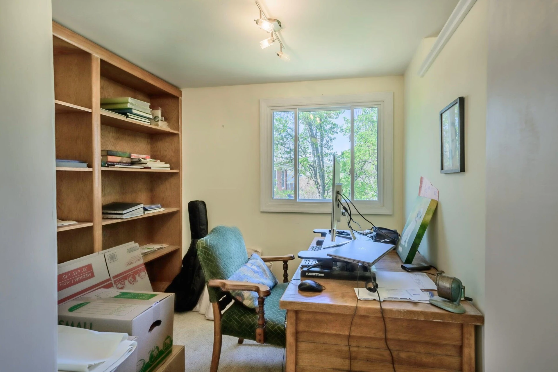 521 S Main ST - Photo 32